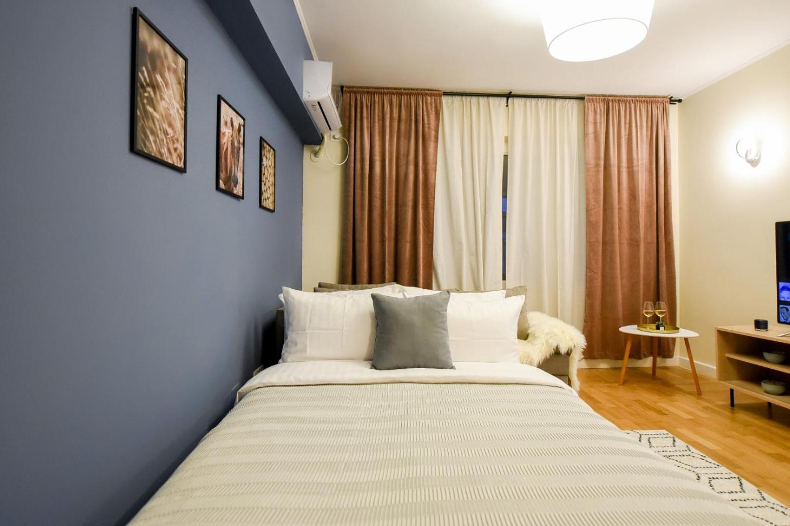 City Living At Its Best - Spacious 2 Bedroom Apartment On Calea Victoriei Bukarest Exterior foto